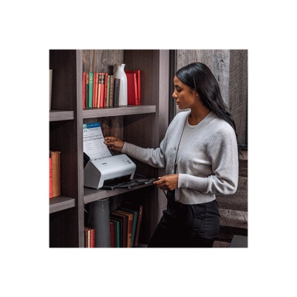 Desktopscanner dubbelzijdig scannen 40 ppm (dubbelzijdig zwart-wit/kleur) 600 x600 dpi 512MB USB host 80 vel ADF