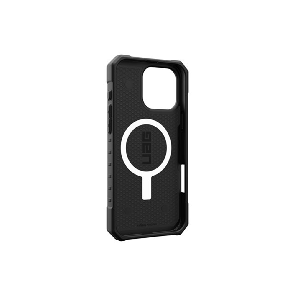 UAG Paul Pathfinder Magsafe Black UAG Paul Pathfinder Magsafe Black