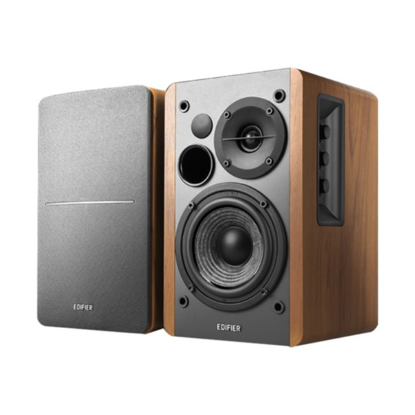 2.0 RMS 42W Multimedia luidspreker 2x Stereo RCA in RMS 2x 21W Laag/Midden 4i 6Hoog 0.5i 4 Magn. Afgesch.