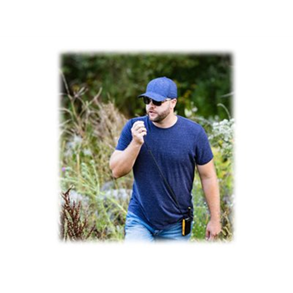 USB-C Headset with PTT button and volume